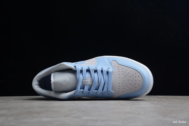 Jordan 1 Low (W) Blue DC0774-050 University 0821